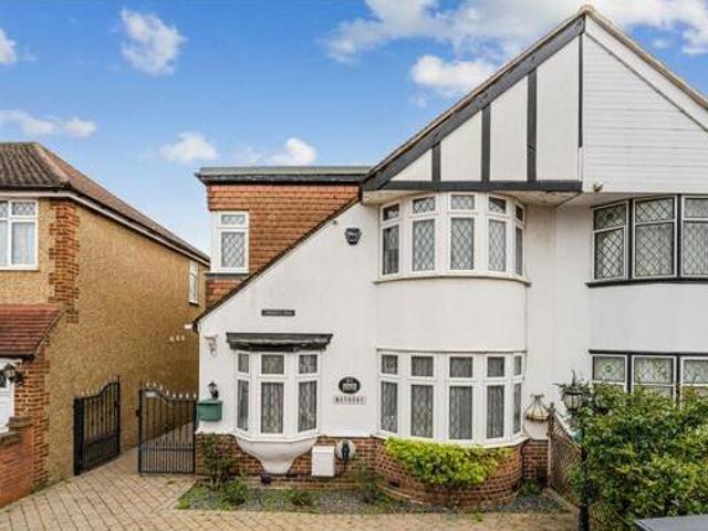 House for sale in Twickenham, Greater London