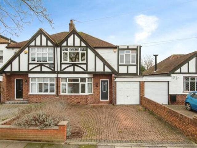 House for sale in Twickenham, Greater London