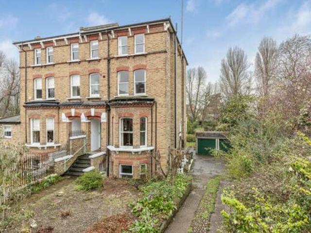 House for sale in Twickenham, Greater London