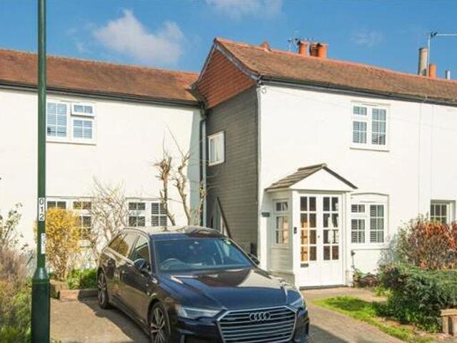 House for sale in Twickenham, Greater London