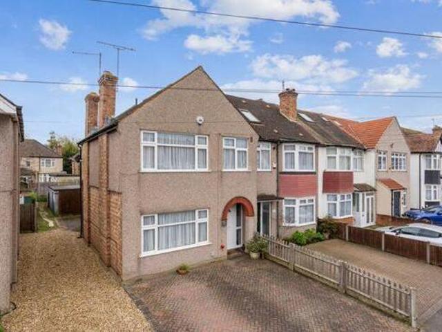 House for sale in Uxbridge, Greater London