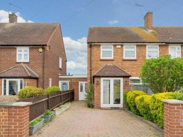 House for sale in Uxbridge, Greater London