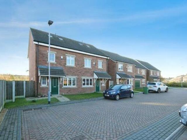 House for sale in West Yorkshire