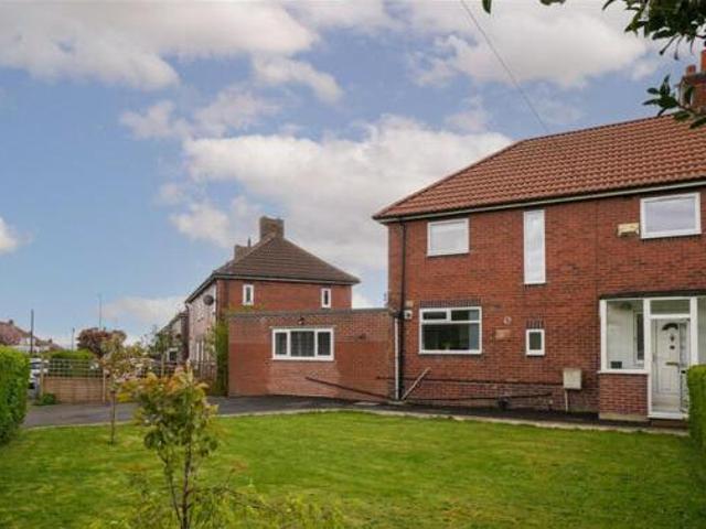 House for sale in Eastmoor, West Yorkshire