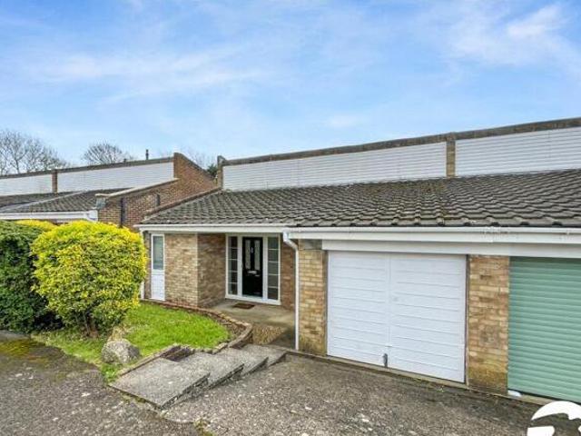 House for sale in Chatham Docks, Chatham