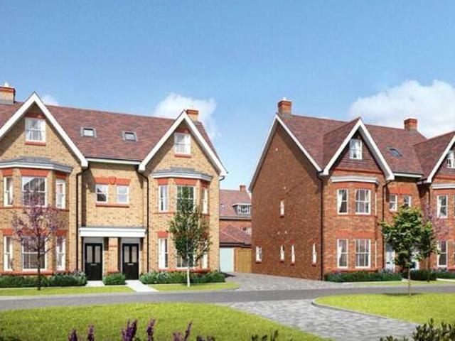 House for sale in Surrey
