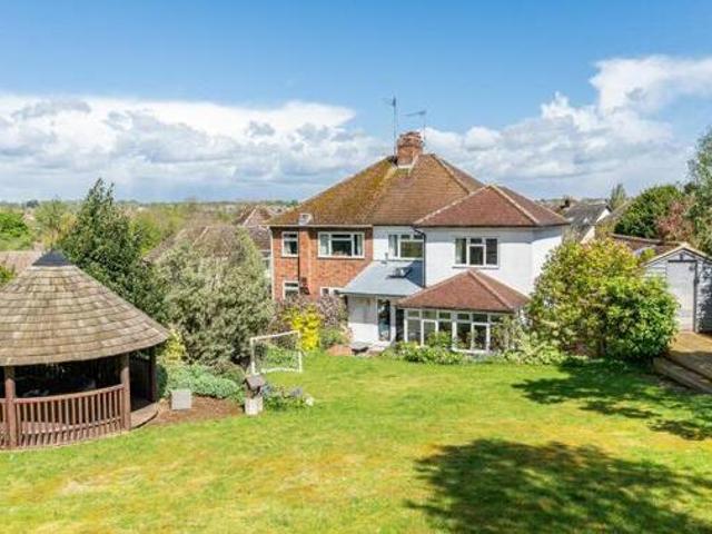 House for sale in Kings Hill, Colliers End