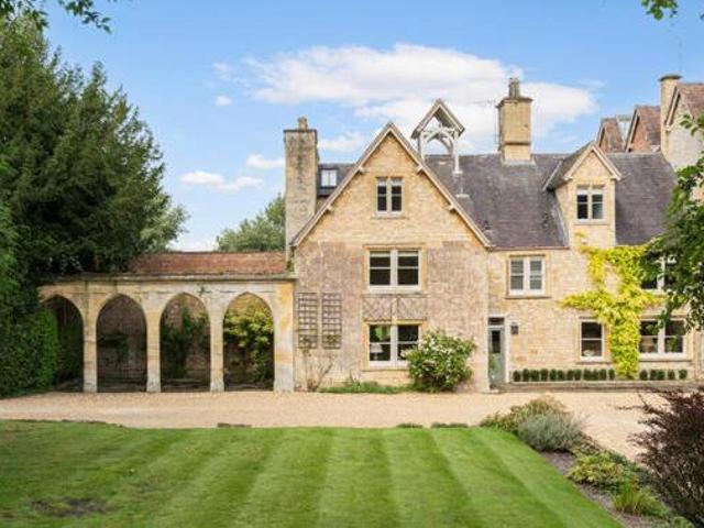 House for sale in Warwick, Warwickshire