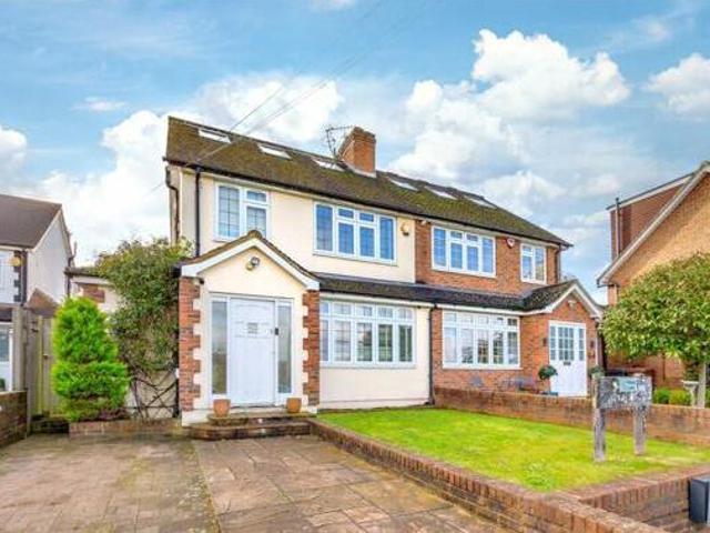 House for sale in North Watford, Hertfordshire