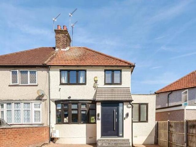 House for sale in North Watford, Hertfordshire