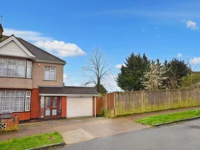 House for sale in Wembley, Greater London