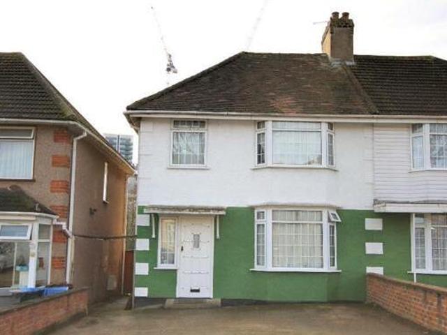 House for sale in Wembley, Greater London