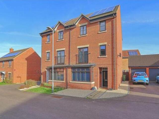 House for sale in Lyons, Greater London