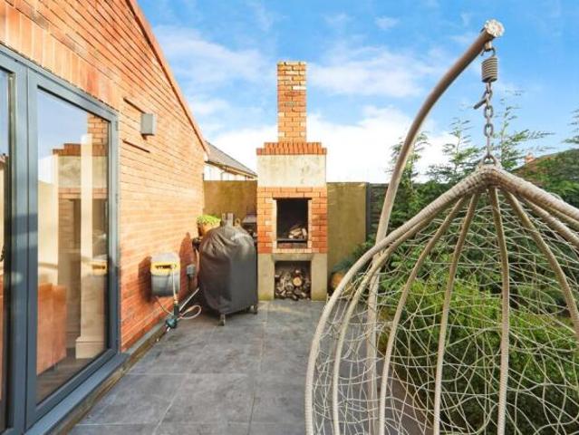Farm for sale in Pudsey, West Yorkshire