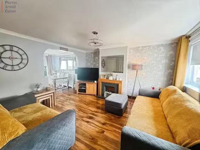 House for sale in Cwmafan