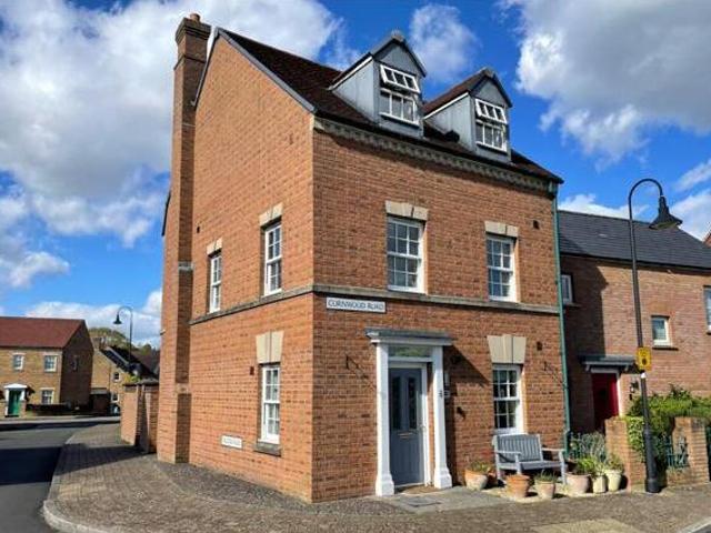 House for sale in Swindon