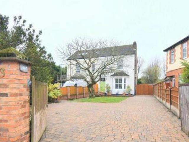 House for sale in Widnes