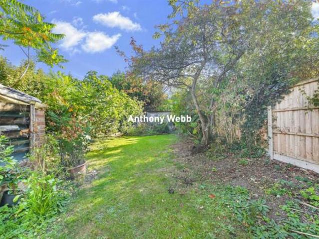 Farm for sale in Winchmore Hill, Greater London