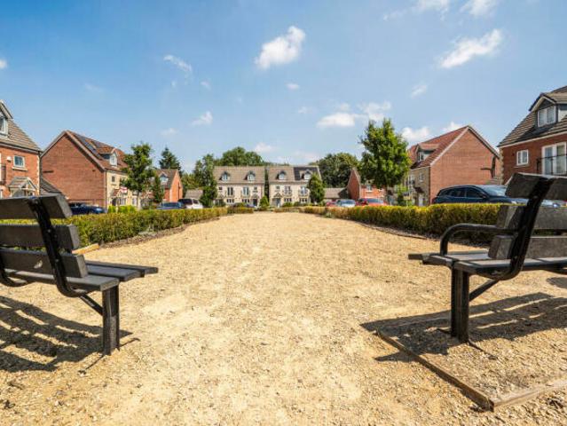 Farm for sale in Swindon, England