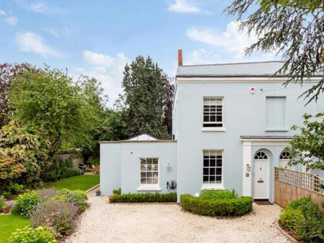 House for sale in Lambourn, West Berkshire