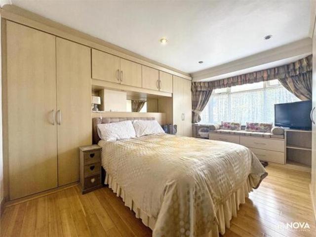 Farm for sale in Spring Park, Luton