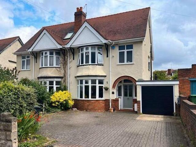 House for sale in Stourbridge, West Midlands