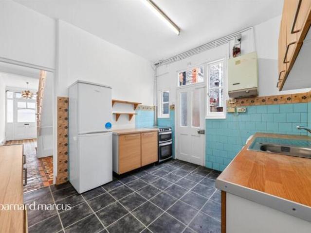Farm for sale in Plaistow, Greater London
