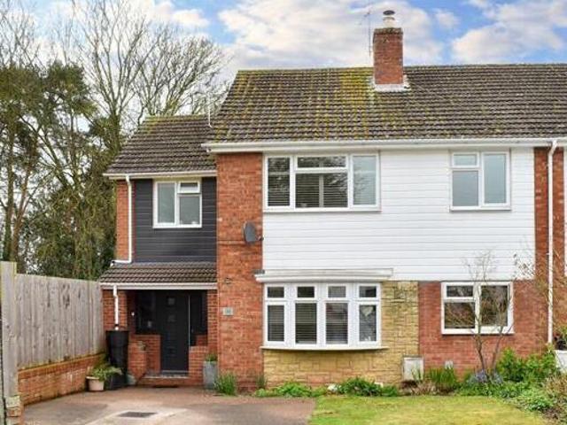 House for sale in Dines Green, Worcester