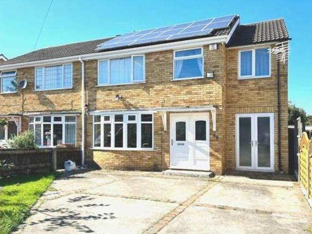 House for sale in Grimsby, North East Lincolnshire