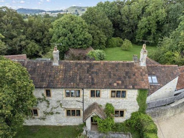 House for sale in Yeovil, Somerset