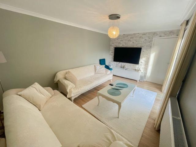 House for rent in London Borough of Islington, Greater London