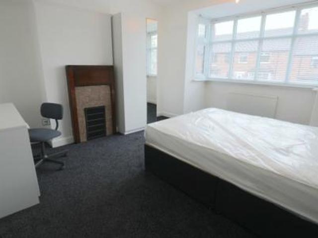 House for rent in Poolfields, Butterton