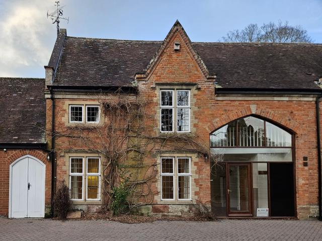 Studio for rent in Crookhill, Worcestershire
