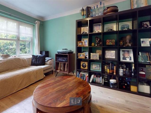 House for rent in Fairlop, Greater London