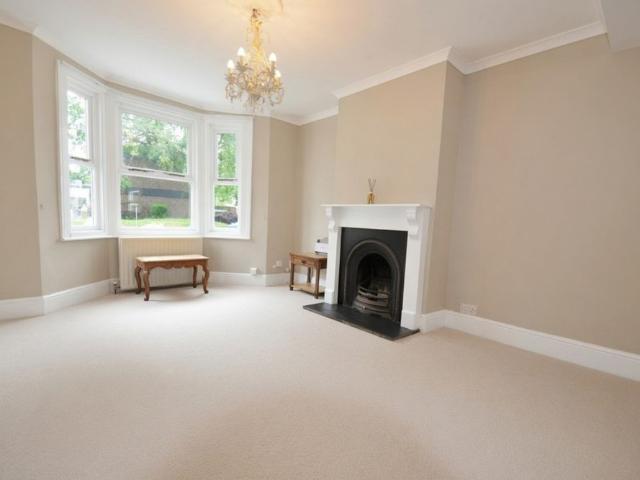 House for rent in Row Town, Surrey