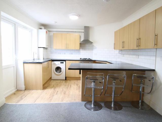 House for rent in Egham Wick, Row Town