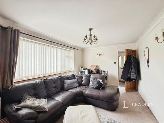 House for rent in World's End, Perryfields