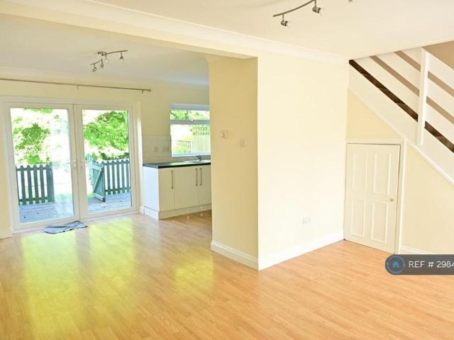 House for rent in Herne and Broomfield, The Bridge