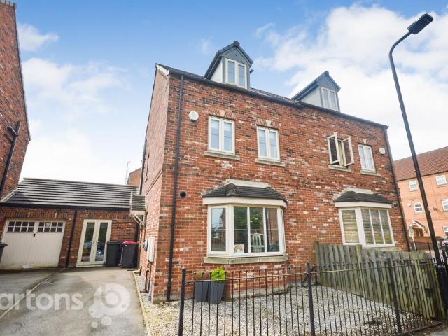 House for rent in Bramley, South Yorkshire