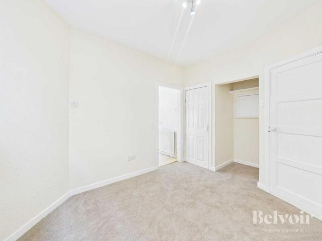House for rent in Calderstones