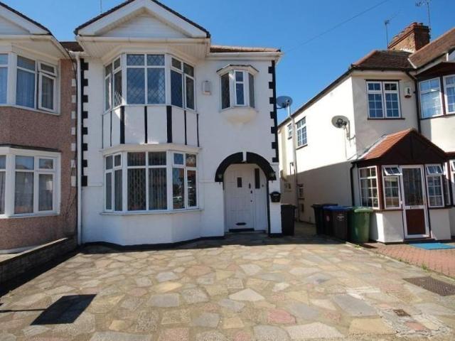 House for rent in Alperton, Greater London