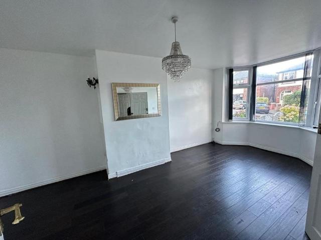 House for rent in Burnedge, Greater Manchester