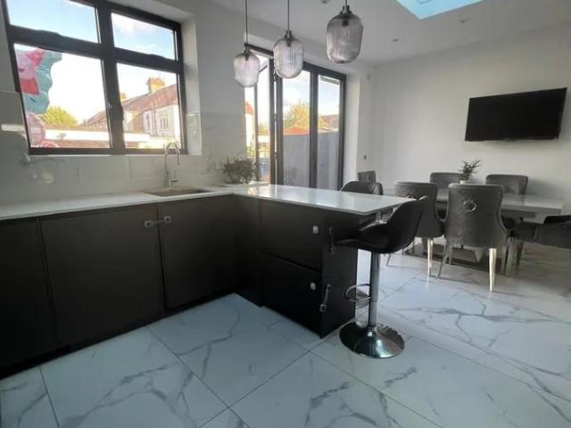 House for rent in Bowes, Greater London