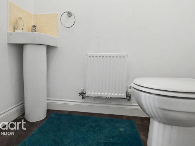 House for rent in Rodbourne, Swindon