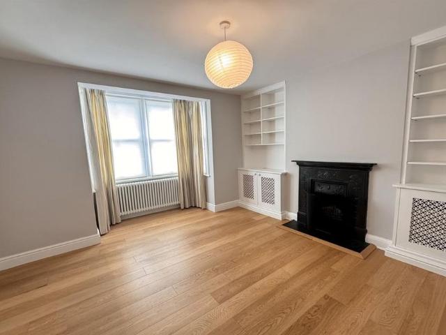 House for rent in New Headington, The Slade