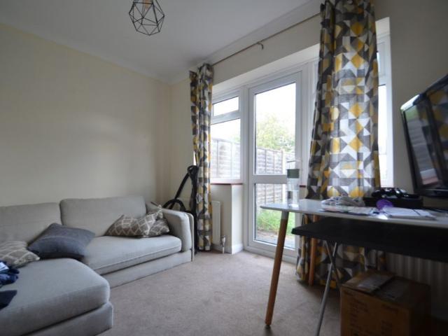 House for rent in Ripley Springs, Row Town