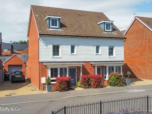 House for rent in Ansty and Staplefield, Perryfields