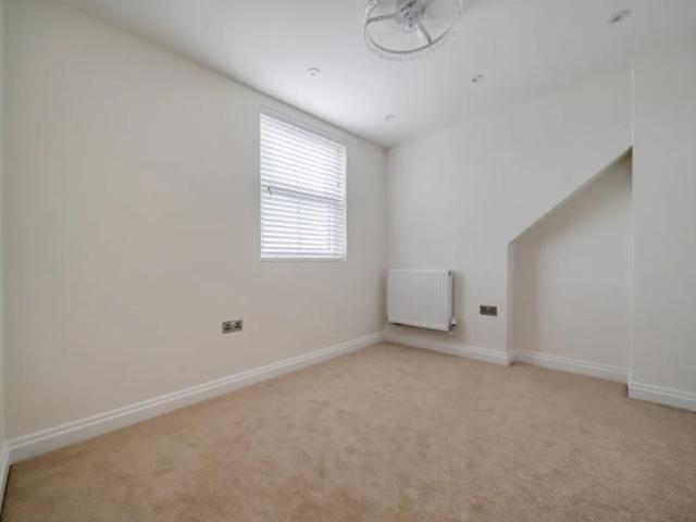 House for rent in Clewer Village, Windsor