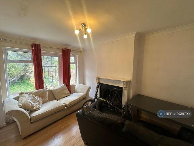 House for rent in Lane, Greater London