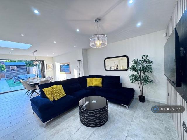 House for rent in Cowley, Greater London